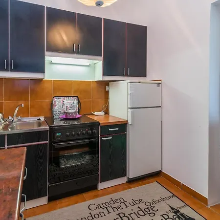 Belvedere Apartment *